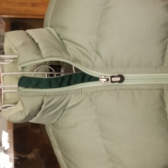 Patagonia puffer coat - Picture 4 of 12